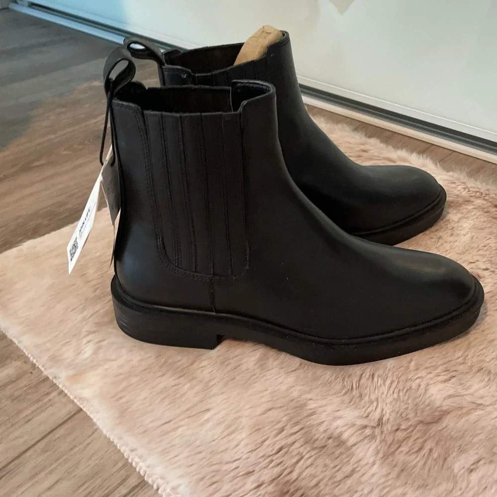 ZARA Leather Low Heel Ankle Boots - Picture 7 of 8